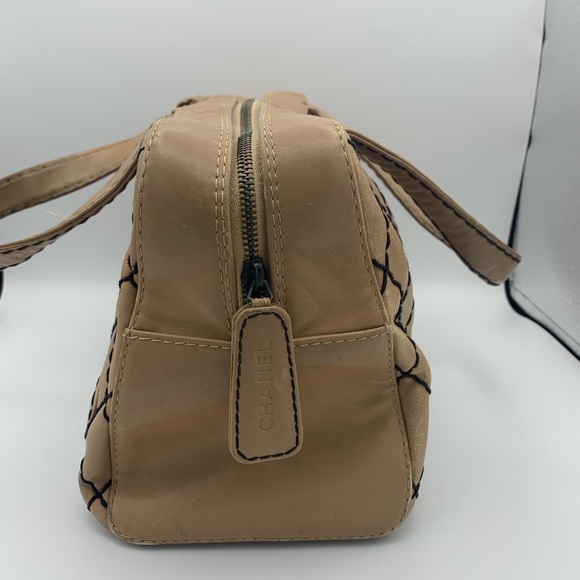 Chanel Wild Stitch Boston handbag Beige - Picture 3 of 15